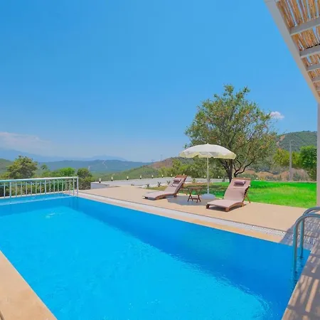 Hillside Villa *