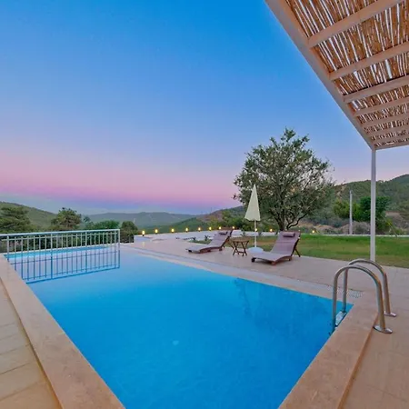 Villa Hillside Yakacik