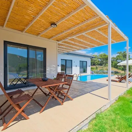 Villa Hillside
